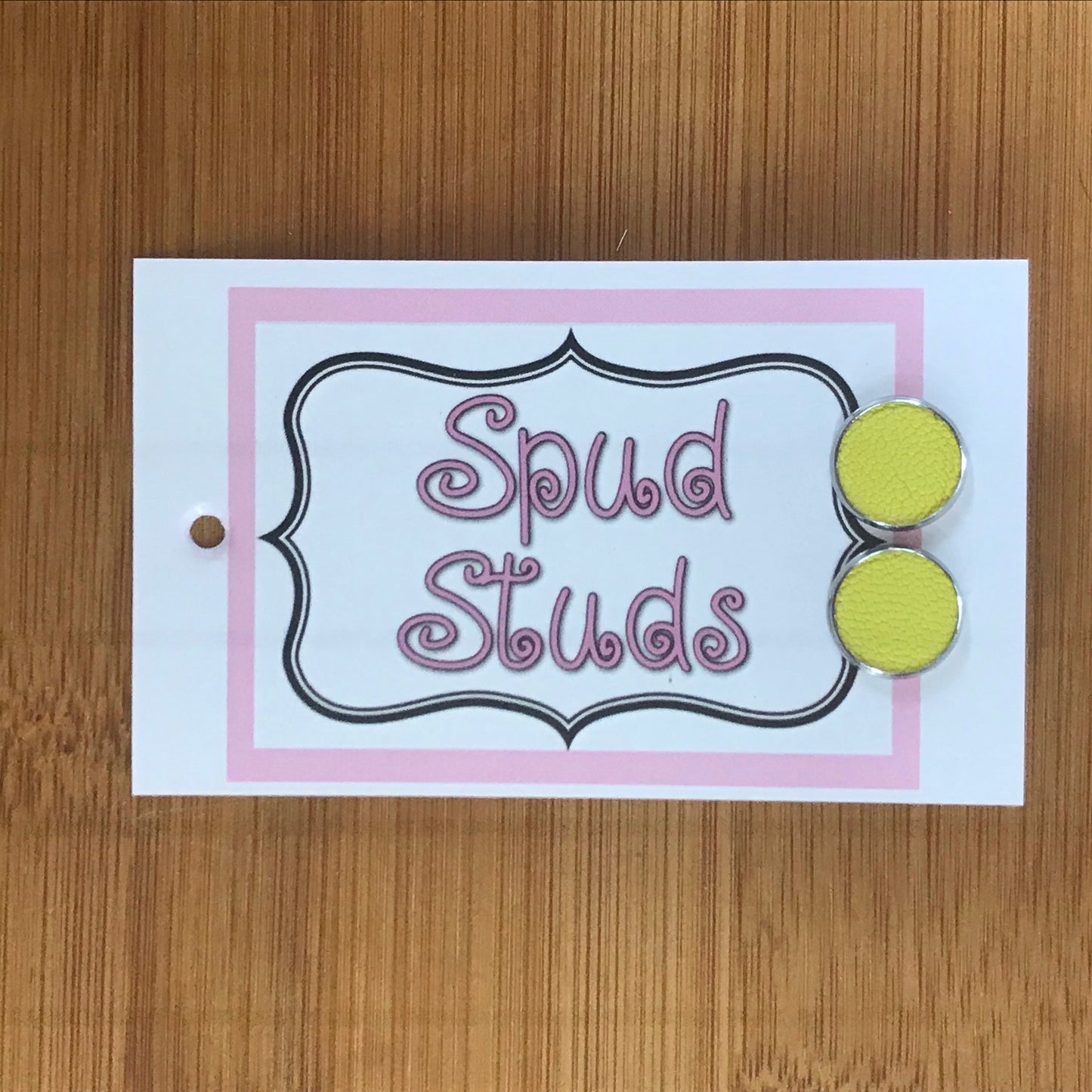 Spuds - Stud earrings - 12mm
