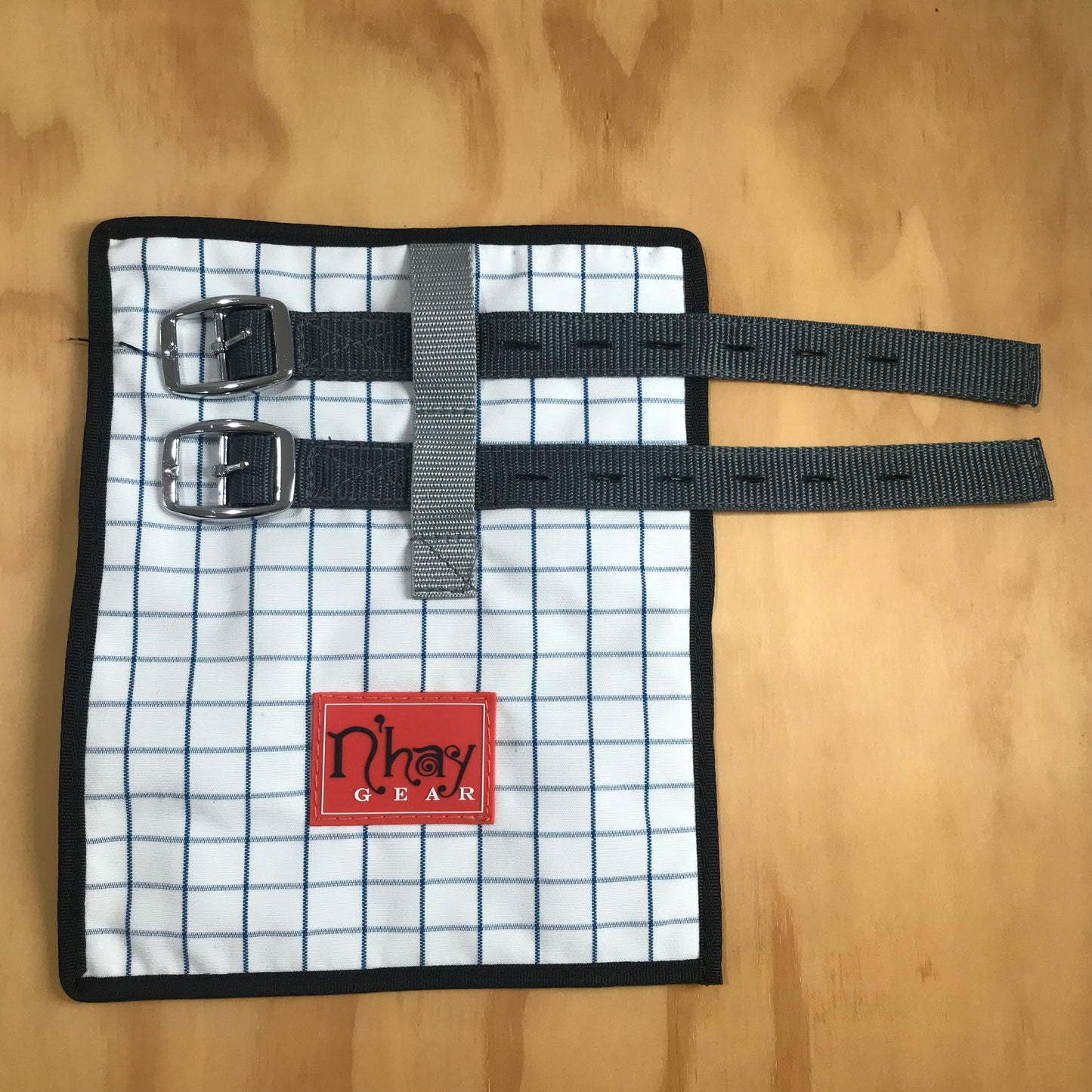 N'hay Horse Rug chest extenders