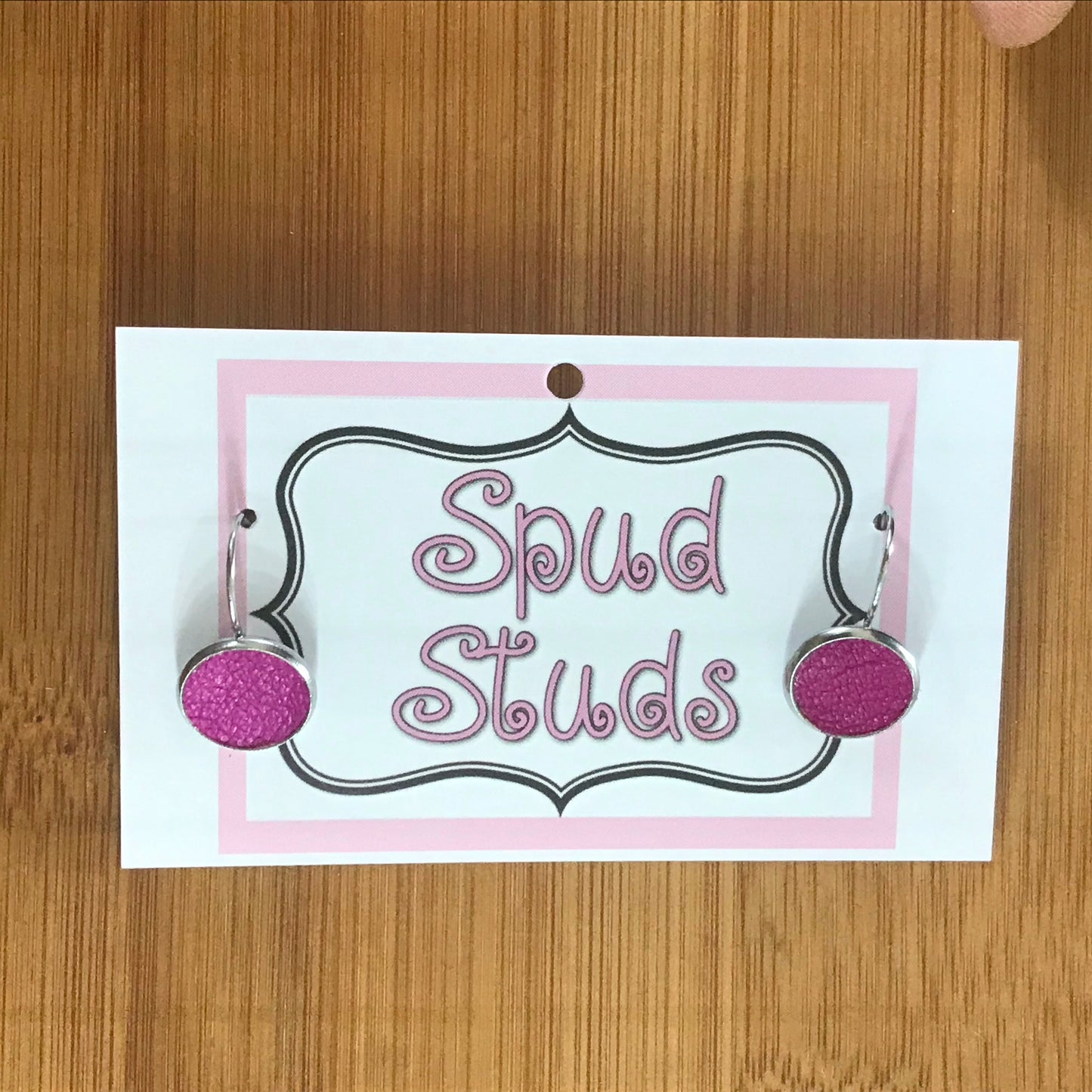 Spuds - Hook earrings 12mm