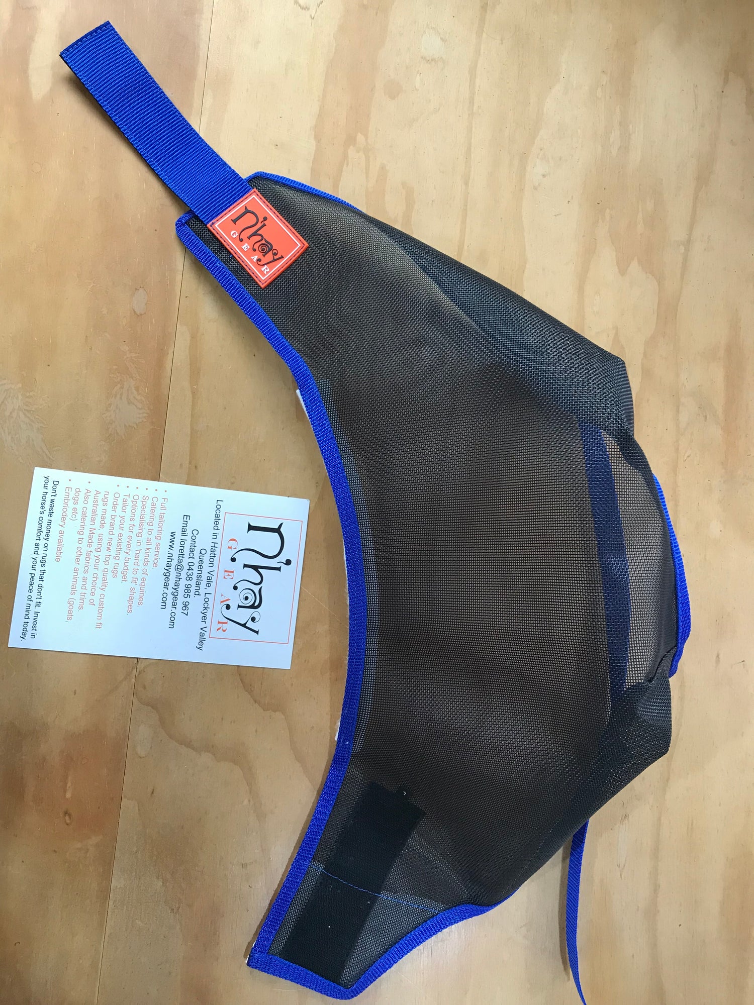 Mask Hay N’hay Fly Mask – Loretta Matthews Industries